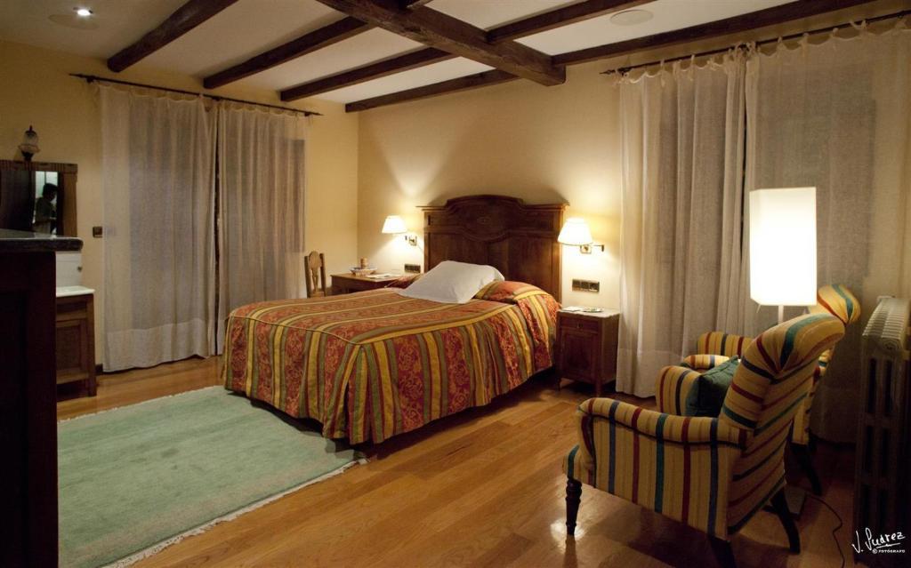 Casa Grande De Soutullo Guest House Coles Exterior photo